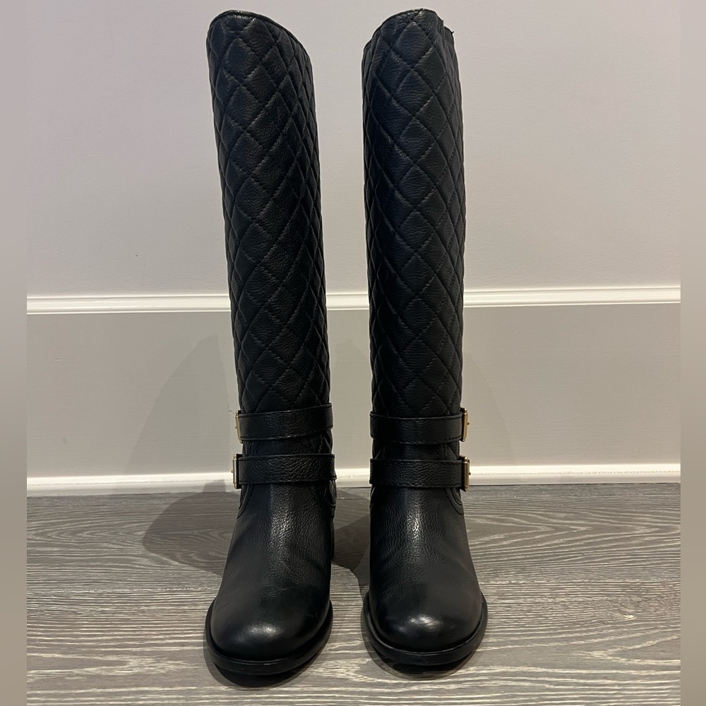 NWOT Kate Spade Sutton Quilted Riding Pull On Boots. Black/gold buckles 6 1/2 - Picture 1 of 10